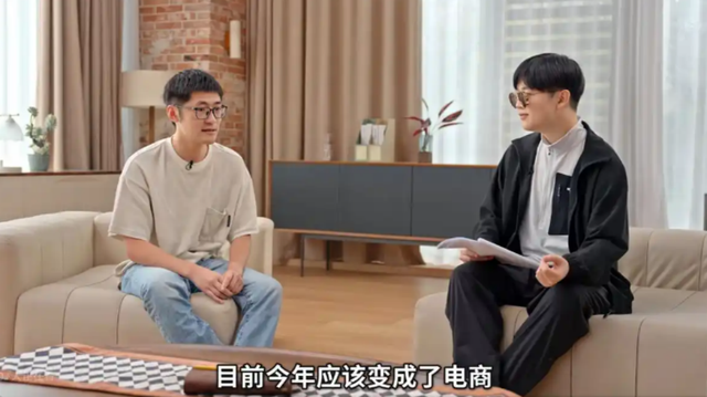 影视飓风Tim靠什么赚钱