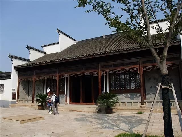 相约老年人荡口古镇自由行