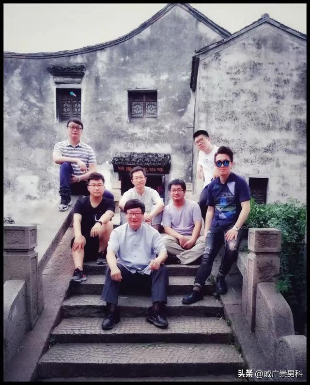 与香港梁文杰医师重游嘉兴月河街的留影