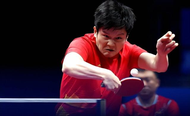20日夜间全运会男团决赛 王楚钦败阵后额碰球台	，樊振东强势逆转！