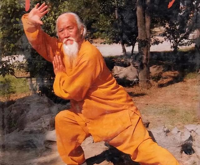 他是蒋介石的贴身保镖,活到118岁,自曝与霍元甲是好友