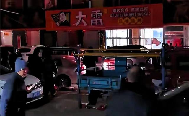 长春大雷烧烤深夜突然关门，老板娘阿月彻底被网友“喷爆”