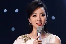 如今来看，从央视离职后的李思思，证明了当年奚梦瑶说的没有错。图片