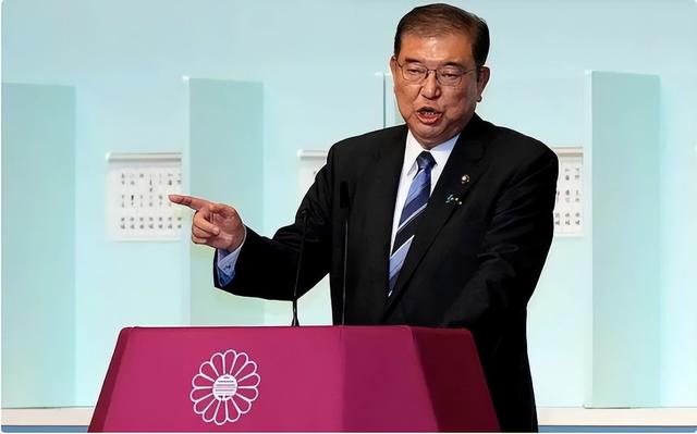 倒计时8天，特朗普不来看阅兵，普京先派人来北京，日本传出杂音