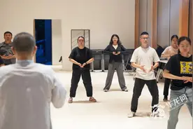 有趣青年 | 年轻人热练八段锦 新中式健身很迷人？图片