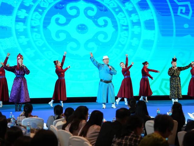 重庆接招！呼伦贝尔携“冰雪王牌”高光亮相