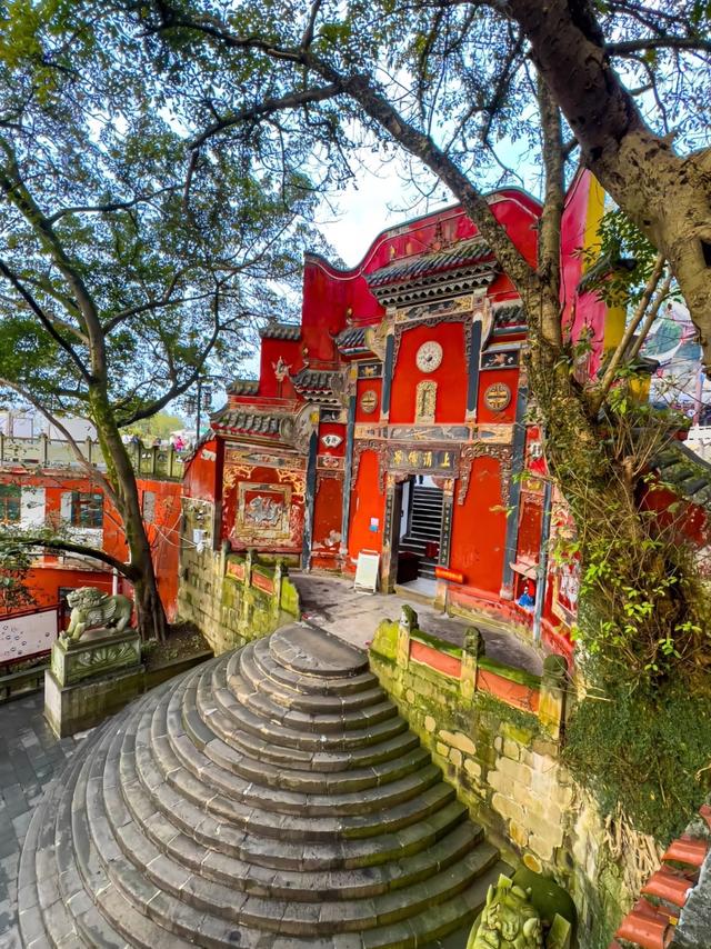 刚从重庆回来，说句大实话，能“劝”一个是一个！