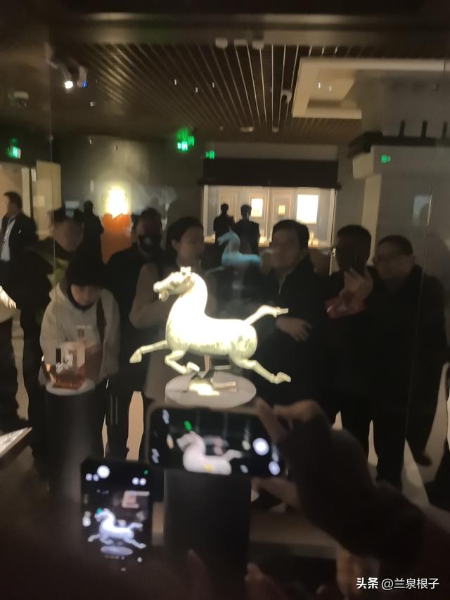 兰州文化寻宝记——走进甘肃省博物馆邂逅奔跑两千年的铜奔马