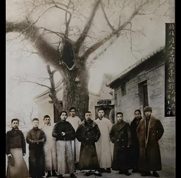 毛主席一生不进故宫，终生再未回延安？周总理的一句话道出实情！