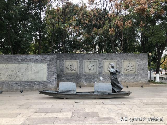 始建于北宋的绍兴古镇，藏着“师爷”秘密，好逛又好吃，快来！