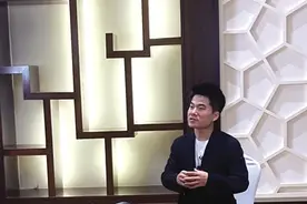 真“董”货“！与辉通行消博专场”销量已突破3亿元，董宇辉：这些海南特产受消费者欢迎图片