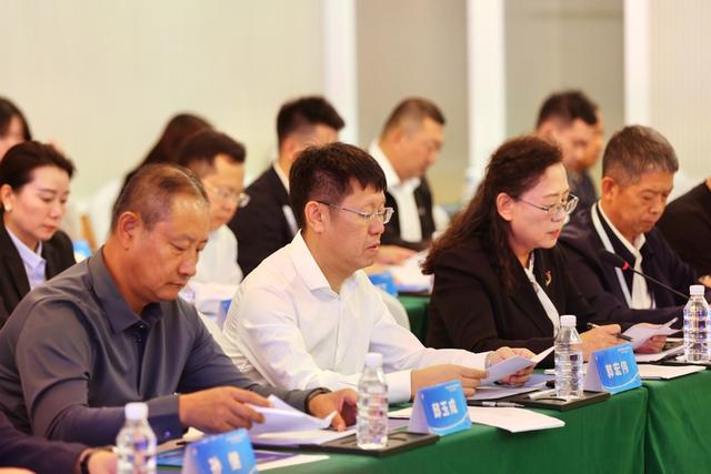 凝聚行业力量 擘画冰雪新篇 黑龙江省冰雪旅游发展促进会第二次成员大会举行