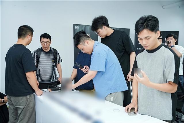 三色激光续写高亮传奇！当贝S7 Ultra Max发布会定档7月29日