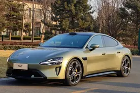 雷军：小米造车单季度亏损18亿，平均卖一辆车亏6万多图片