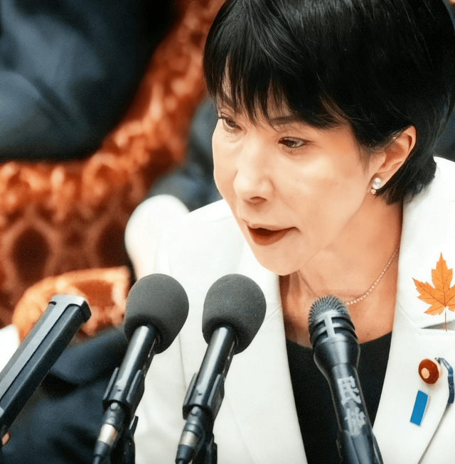 解放军开炮三天，军舰现身钓鱼岛，日方紧急降温：高市“在反思”