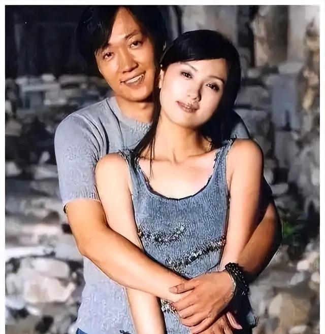 辛柏青丧妻才三个月，恶心的一幕就出现了，被撮合娶马伊俐过日子