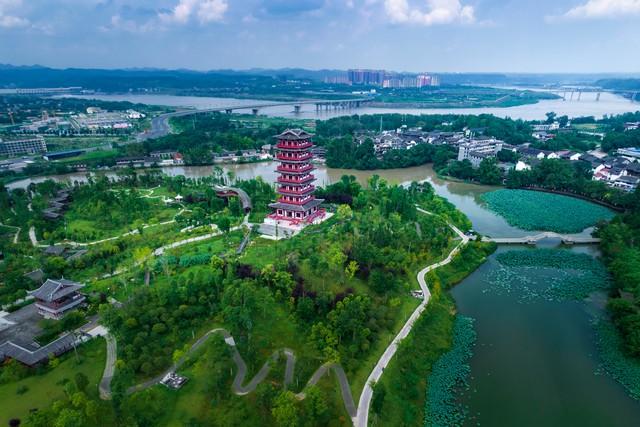 接上 第三章：水韵新城——涪江湿地的诗意栖居