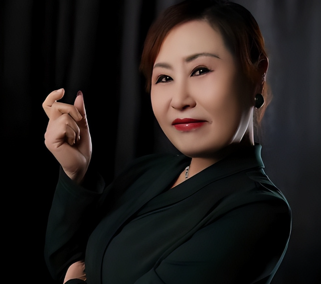 封杀四年，49岁赵薇突传消息，因胃癌去世传闻5个月前就真相大白