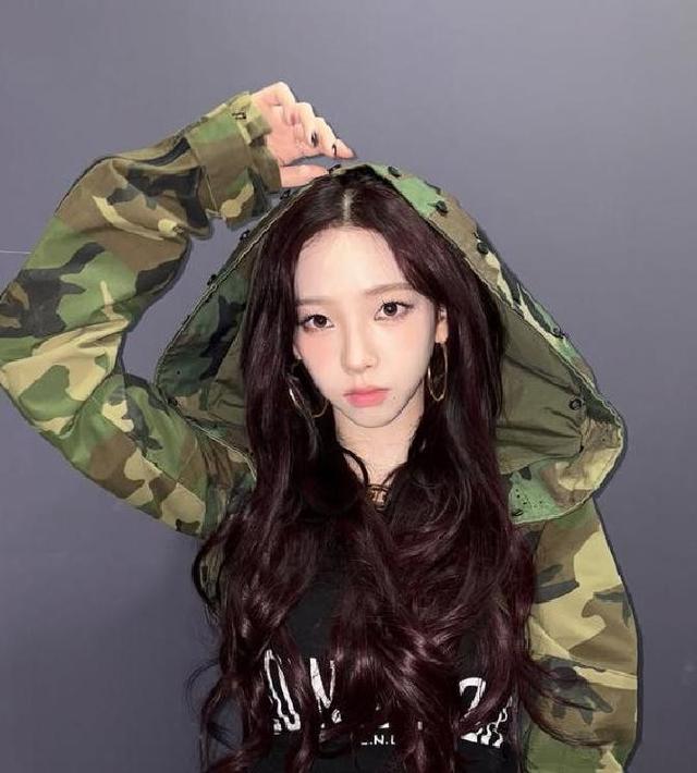 Jisoo意外跌出前五！韩国最美女艺人TOP10,冠军人选被赞实至名归