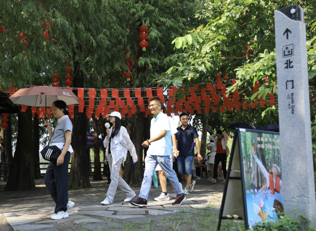 焰火、光影……这个假期，肇庆氛围拉满！明天，还有这些“搞作”→