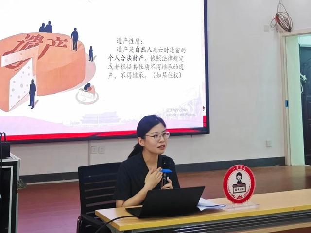 法治护航，幸福同行——五里坨法庭前往八角街道开展普法宣讲