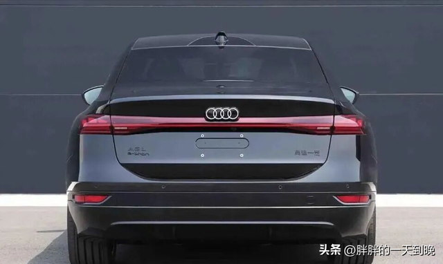 全新奥迪A6L曝光！年轻又运动，终于摆脱“官车”形象！