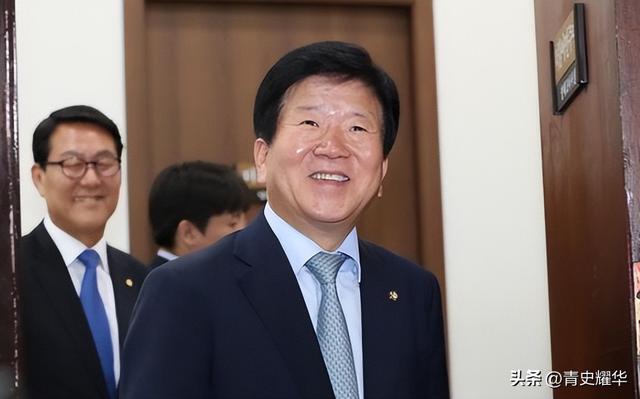 韩国特使团抵达北京，下飞机的第一句话不简单，中方回应很干脆