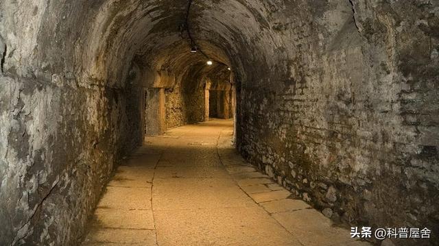印度古庙发现6间密室，挖开五间找到万亿宝藏，为何不敢动第六间