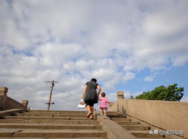 2012年8月，夏日的古运河畔清名桥