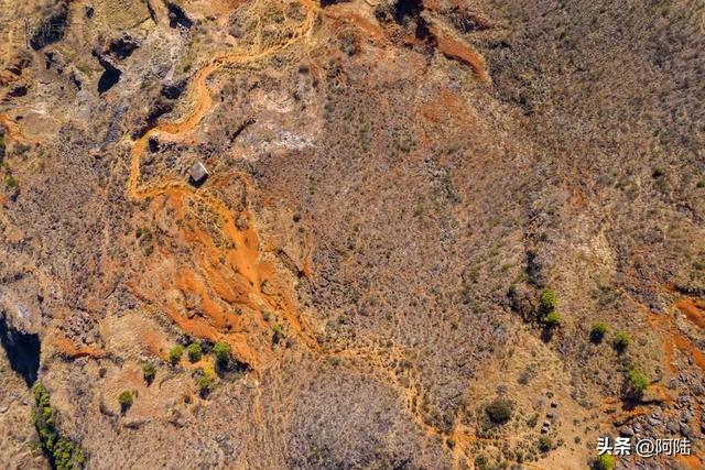 在大理洱源县惊现火山地貌?人迹罕至,跟新疆魔鬼城有得一拼