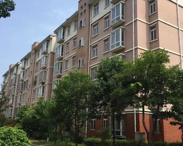 住建部新定调：房龄满22年的老破小，一律按新规处理！业主迎利好