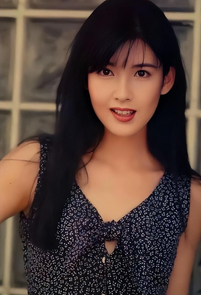 被戴8次绿帽子，3次捉奸在床，这就是我们“玉女”守卫的爱情？