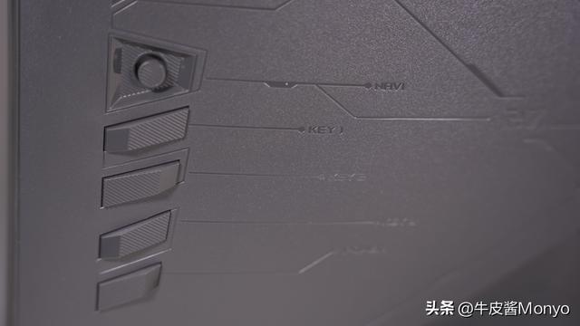 2K255Hz，0.3ms响应，1k出头ROG绝杀27二代香不香