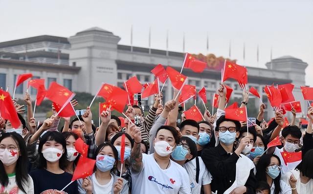 中美经贸谈判结束，美国财长终于承认：中国不再是以前的中国