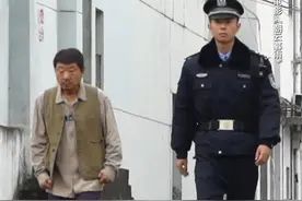 闹大了，范伟老师演绎的刑释劳改犯上热搜，网友吐槽：不如唐小龙图片