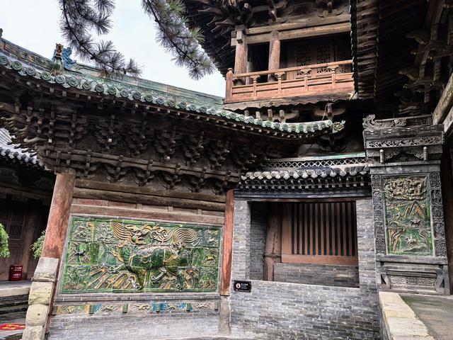 2025年稻城亚丁自驾之旅（4）榆次老城