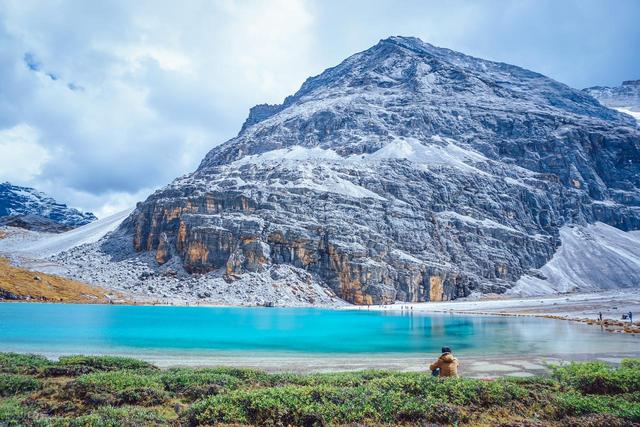人生至少要去一趟“甘孜”吧！去看雪山、草原和星空！