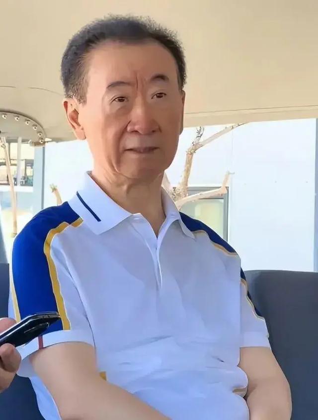 卖77个酒店回血600亿仍不够，万达还能撑多久？王健林陷还债泥潭