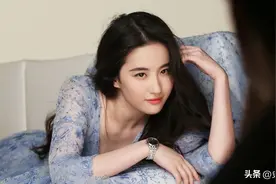 靠“干爹”捧红？36岁刘亦菲的“真实处境”被揭，终究难逃陈金飞图片