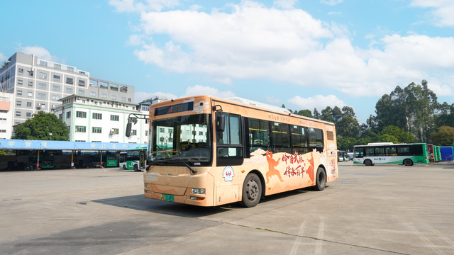 12月6日发车！佛山首台“功夫巴士”即将驶上街头，邀你沉浸式体验