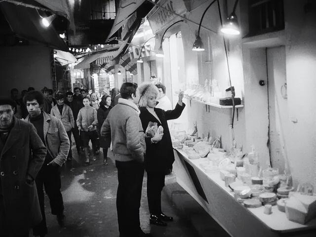 大雪来临的那一夜，他们相爱了