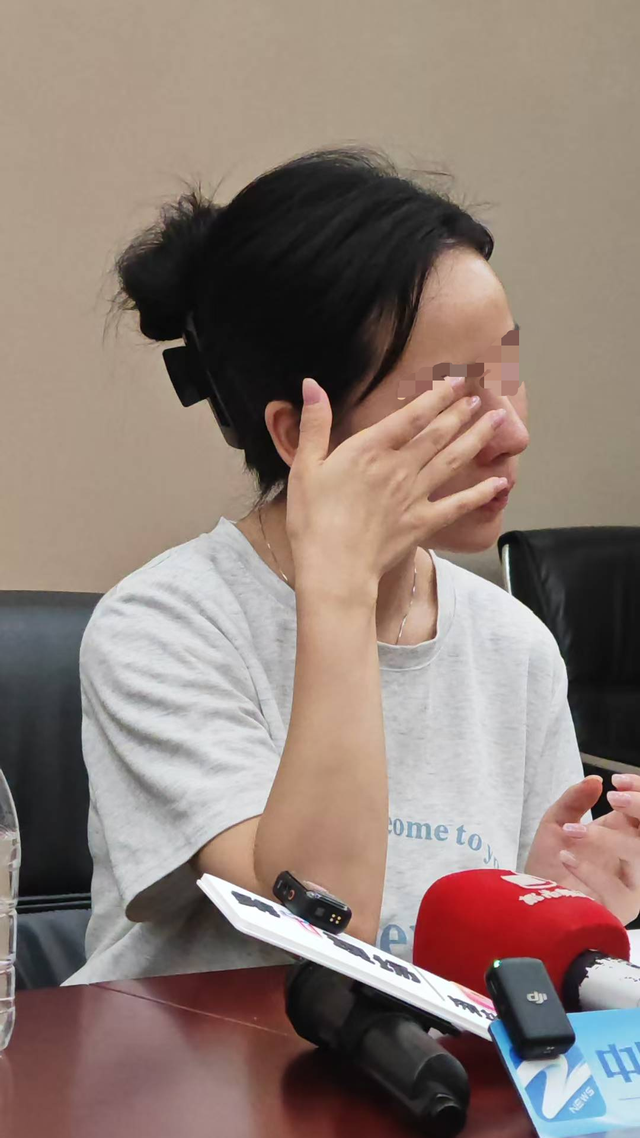 家暴案当事人小谢谈过往经历