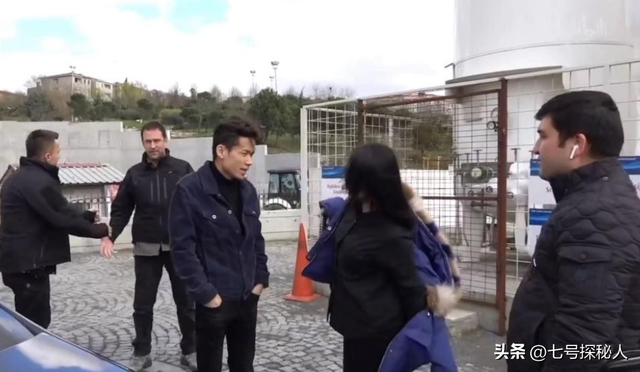 5年前	，靠倒卖口罩一年赚60亿元，住5万一夜酒店的他，如今怎样了