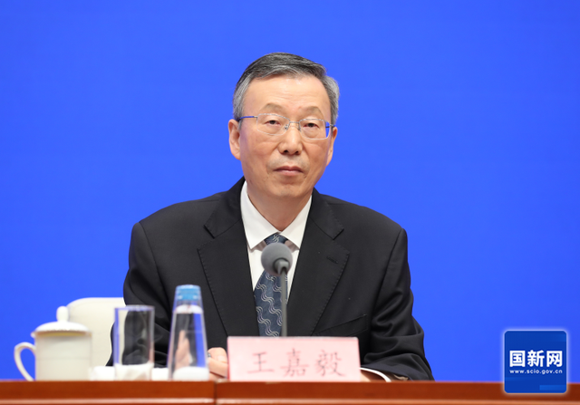普通高中56人以上大班额比例大幅下降