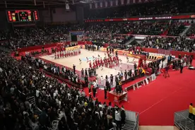 战报 | 主场揭幕战 山西110 : 99力克广东迎开门红图片