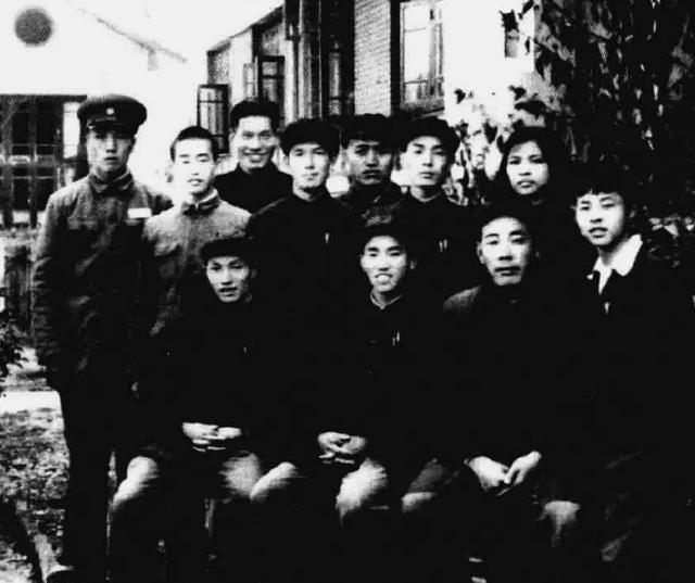 1962年雷锋因公牺牲，41年后鉴定人披露事故发生详情，惹人泪目