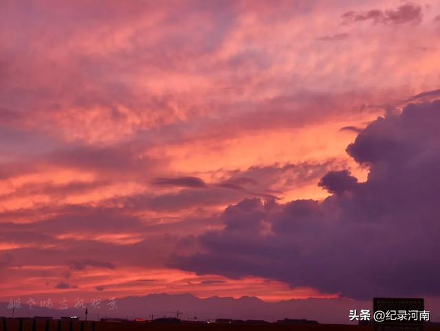 新疆赛里木湖：古老神秘与绝美风光的交织