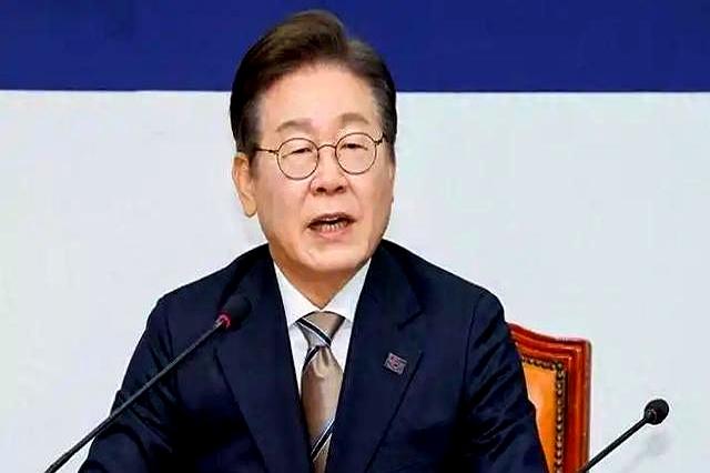 普京态度大变！俄高层直奔北京，美副总统曝：特朗普对俄施压有限