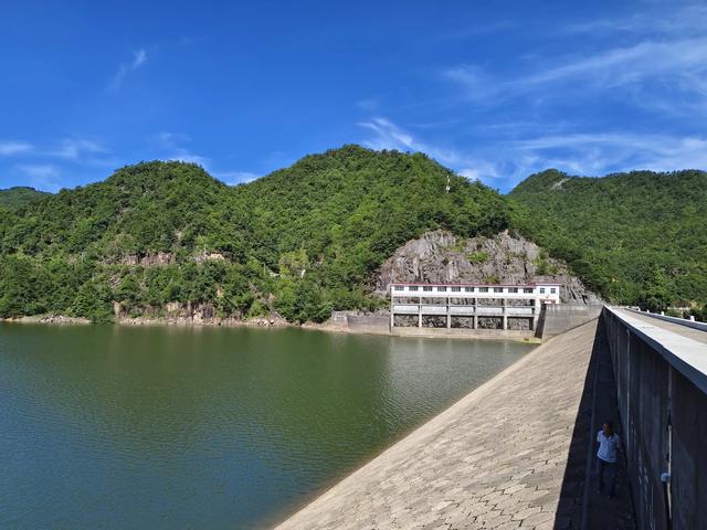 《浙缙天路》这边风景独好