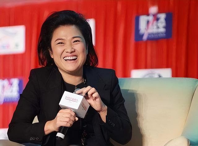 善恶终有报：疫情时对中国一毛不拔，却大方捐美国6亿，如今咋样